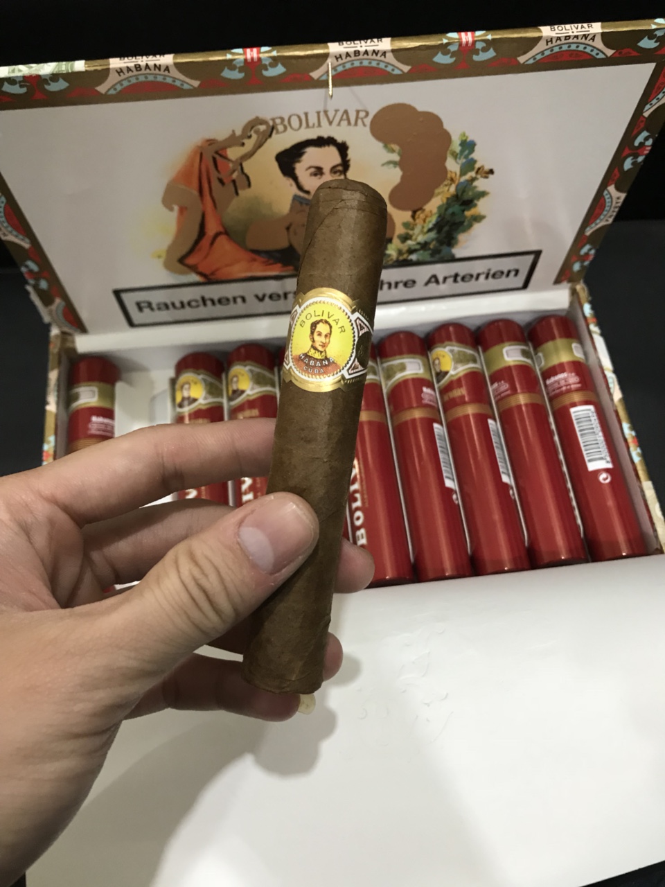Bolivar Royal Coronas - Xì gà Cuba (Điếu lẻ) - Ảnh 4