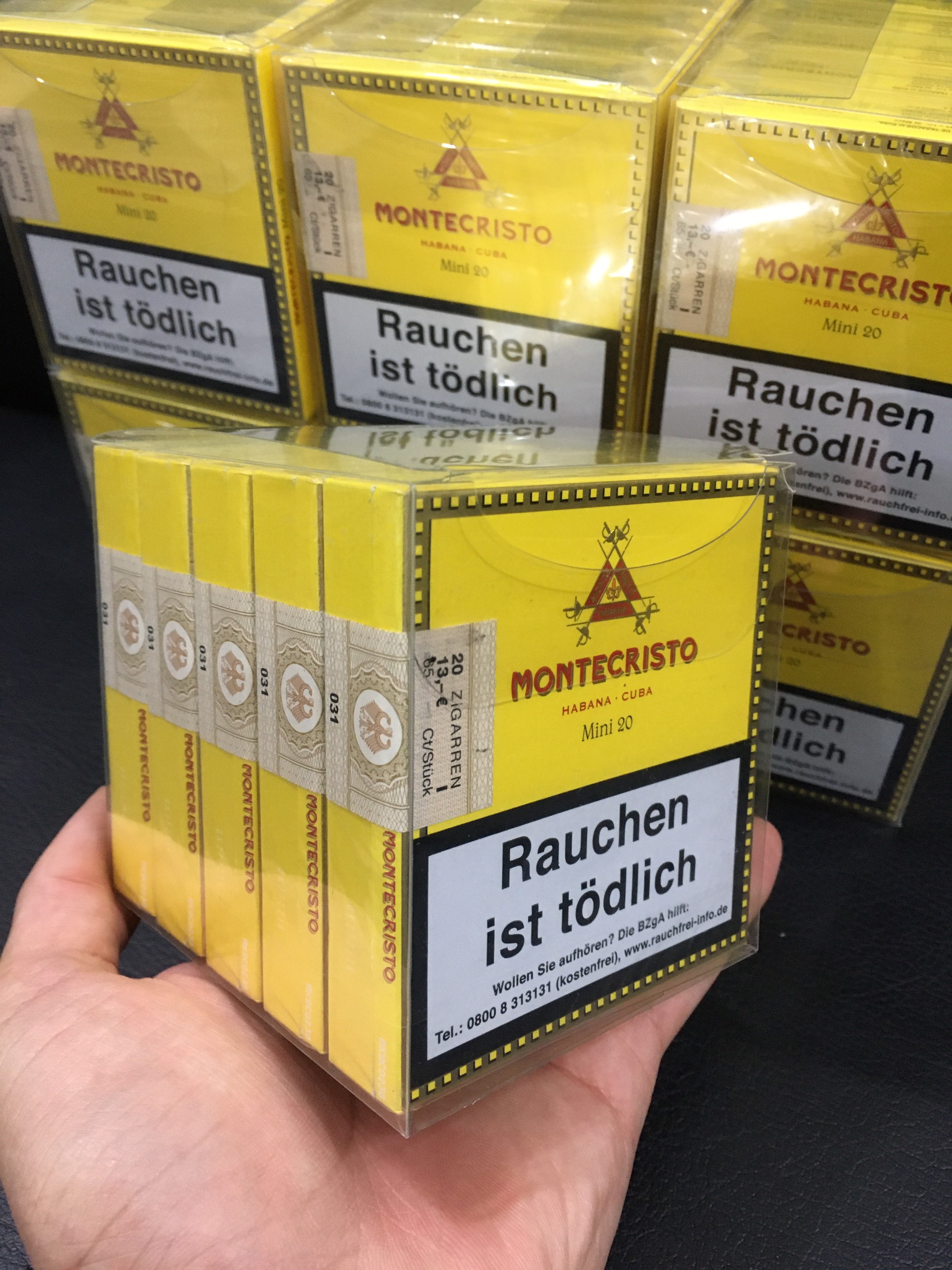 Montecristo Mini 20 (hộp 20 điếu) - Ảnh 2