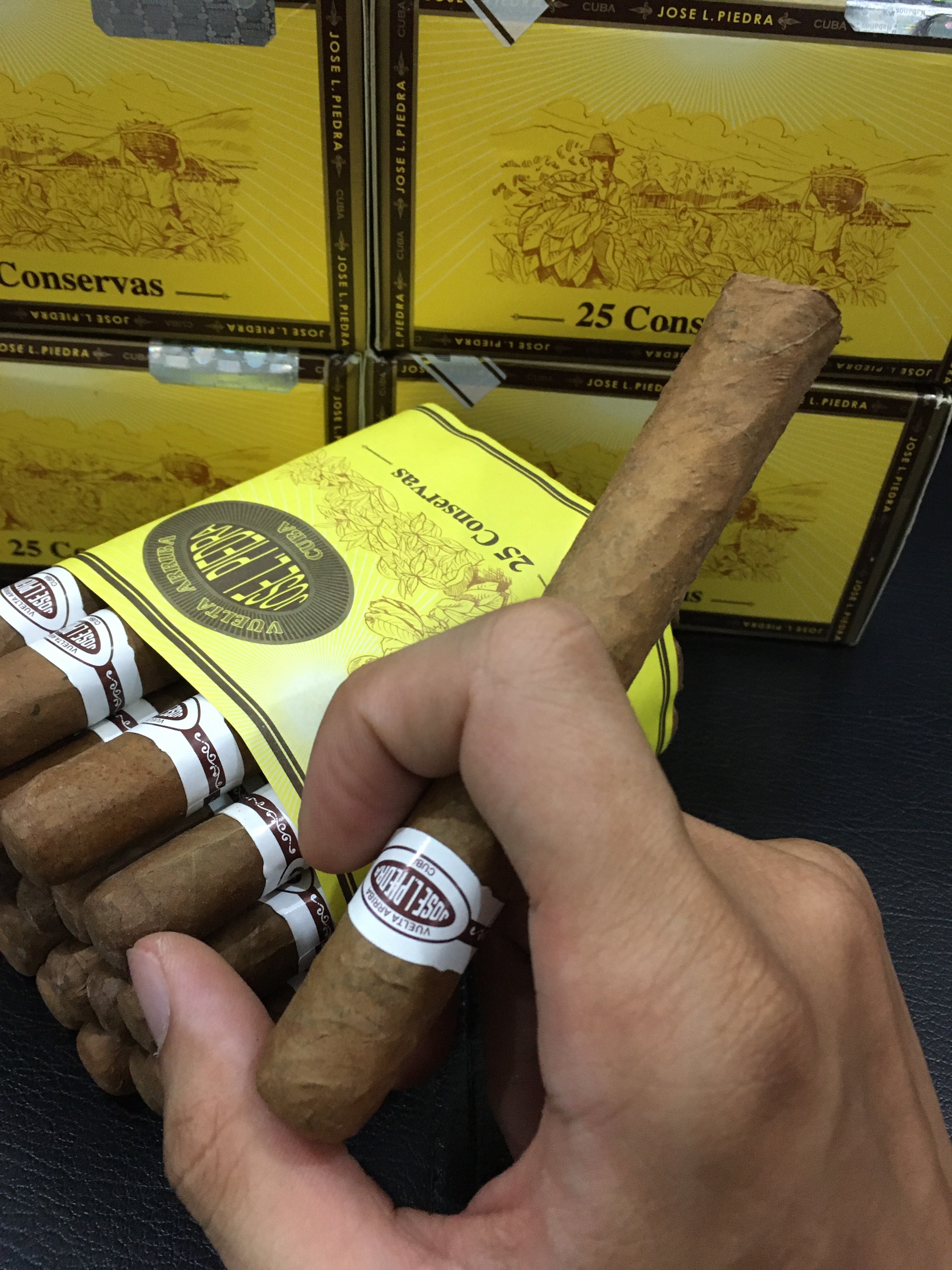 Xì gà Cuba Jose L. Piedra Conservas (điếu lẻ) - Ảnh 2