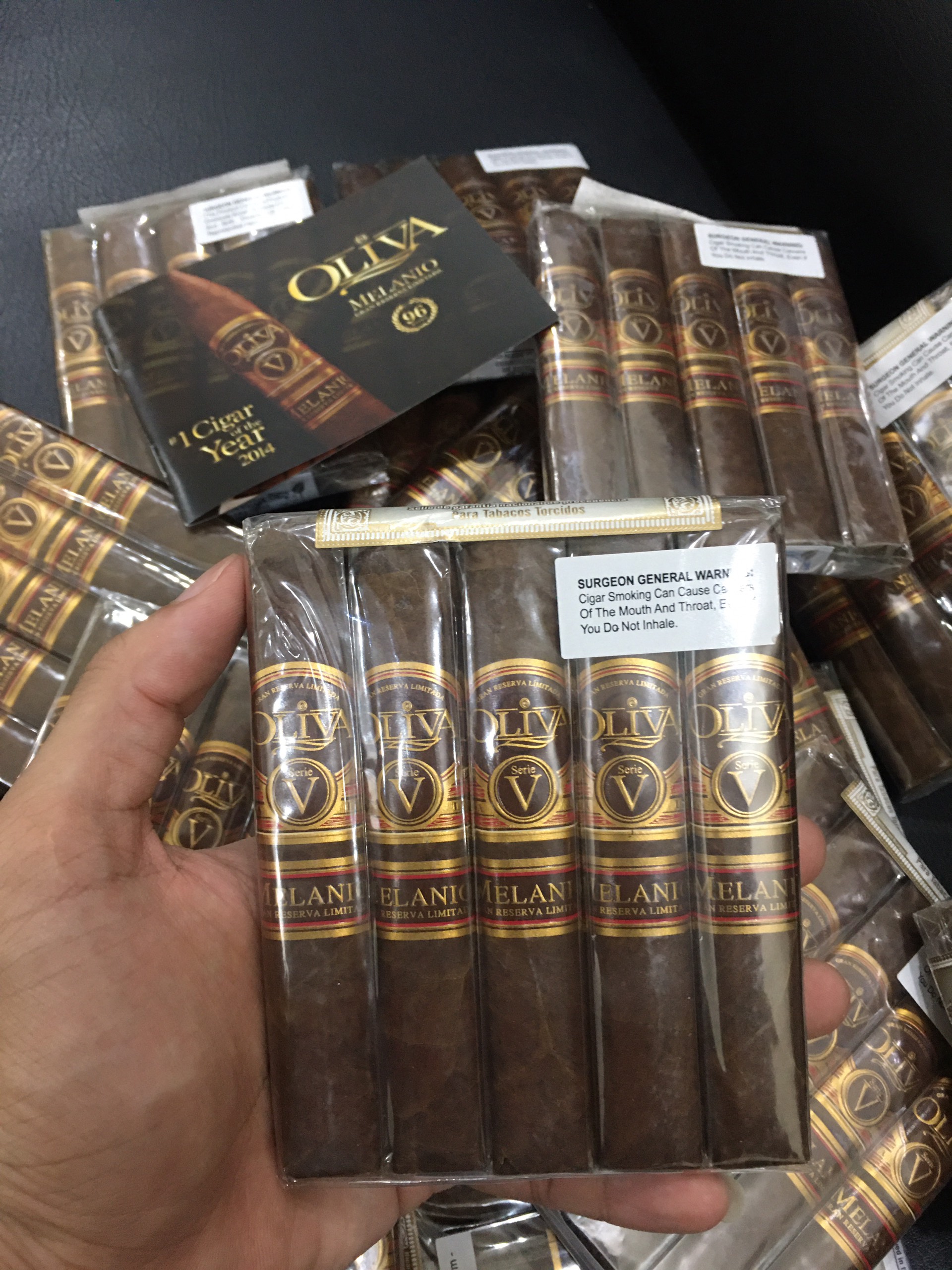 Oliva Serie V Melanio Robusto Maduro (pack 5 điếu) - Ảnh 3