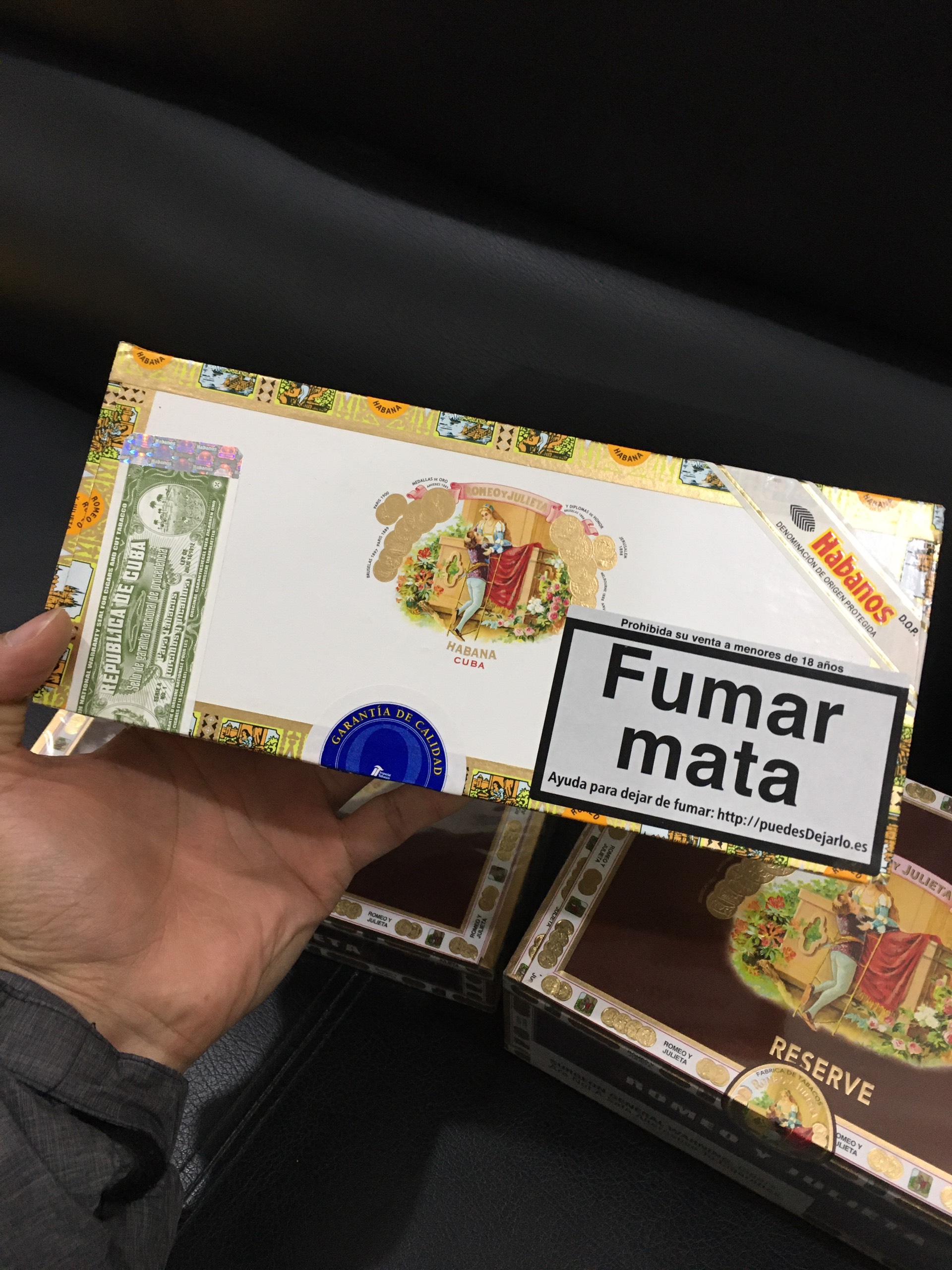 Romeo Y Julieta Petit Royales (điếu lẻ) - Ảnh 4