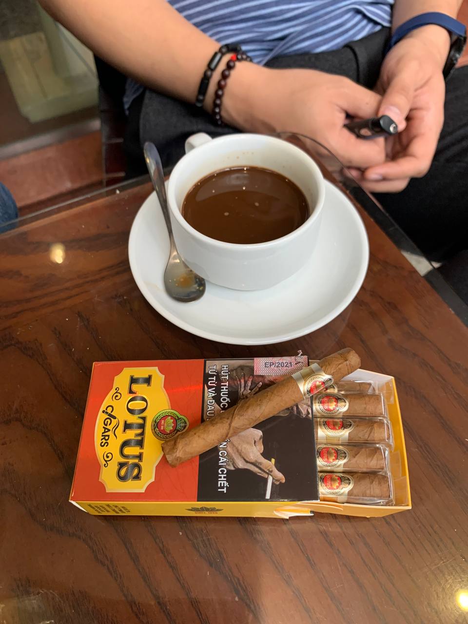 Cigar LOTUS Short (hộp 10 điếu)