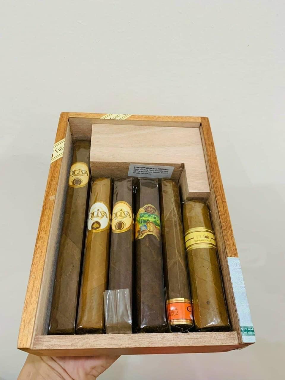 Oliva 12 sampler (hộp gỗ 12 điếu)