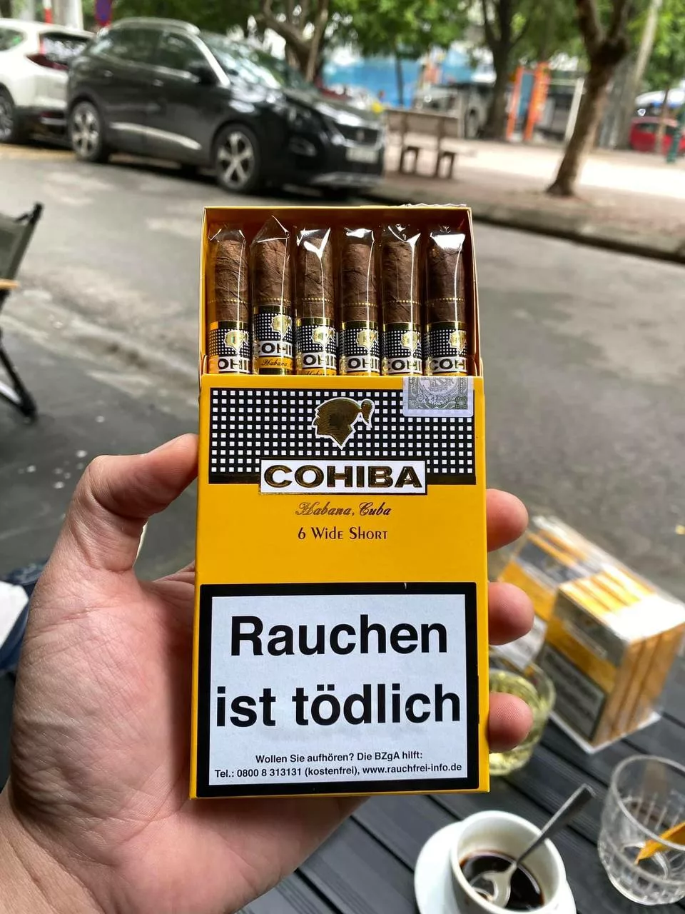 Cohiba Wide Short (hộp 6 điếu) - Ảnh 2