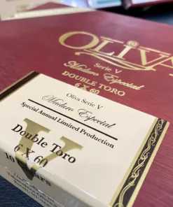 Alternative view of Oliva Serie V Double Toro (điếu lẻ)