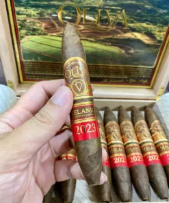 Oliva Serie V Melanio Figurino 2023 Limited (điếu lẻ)