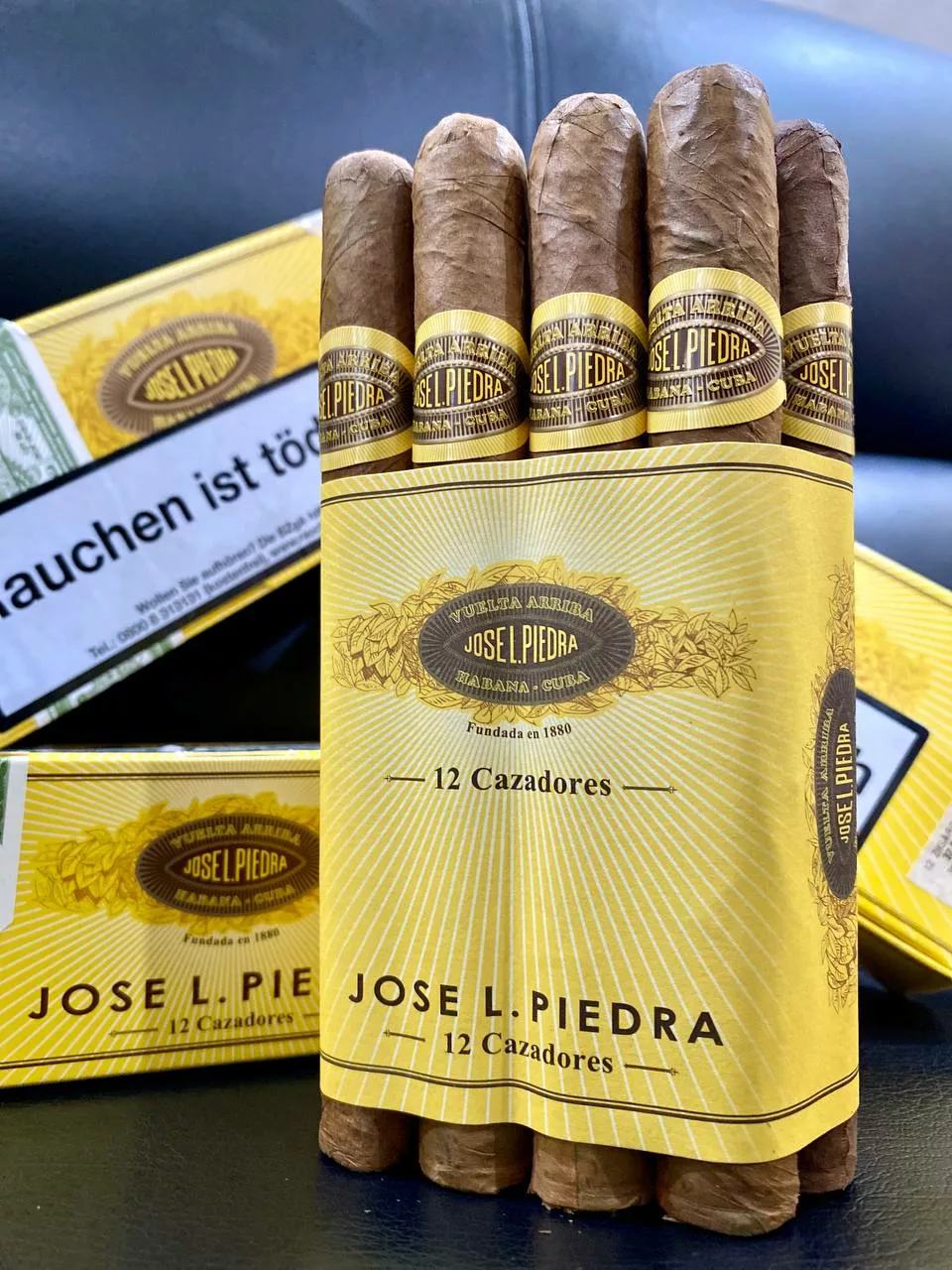 Xì gà Cuba Jose L. Piedra Cazadores (điếu lẻ) - Ảnh 2
