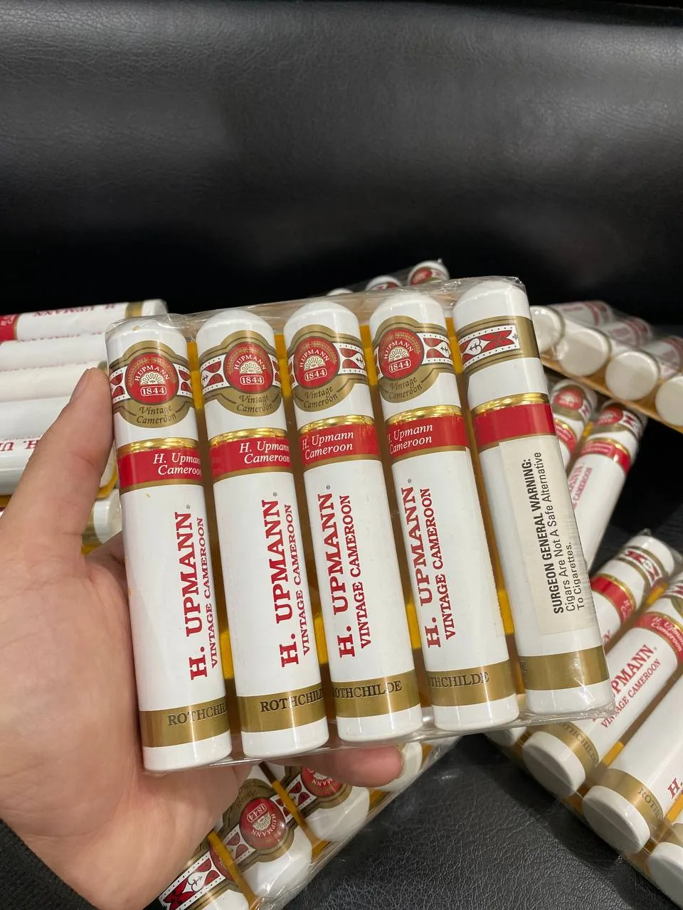 H. Upmann Vintage Cameroon (điếu tubos) - Ảnh 5